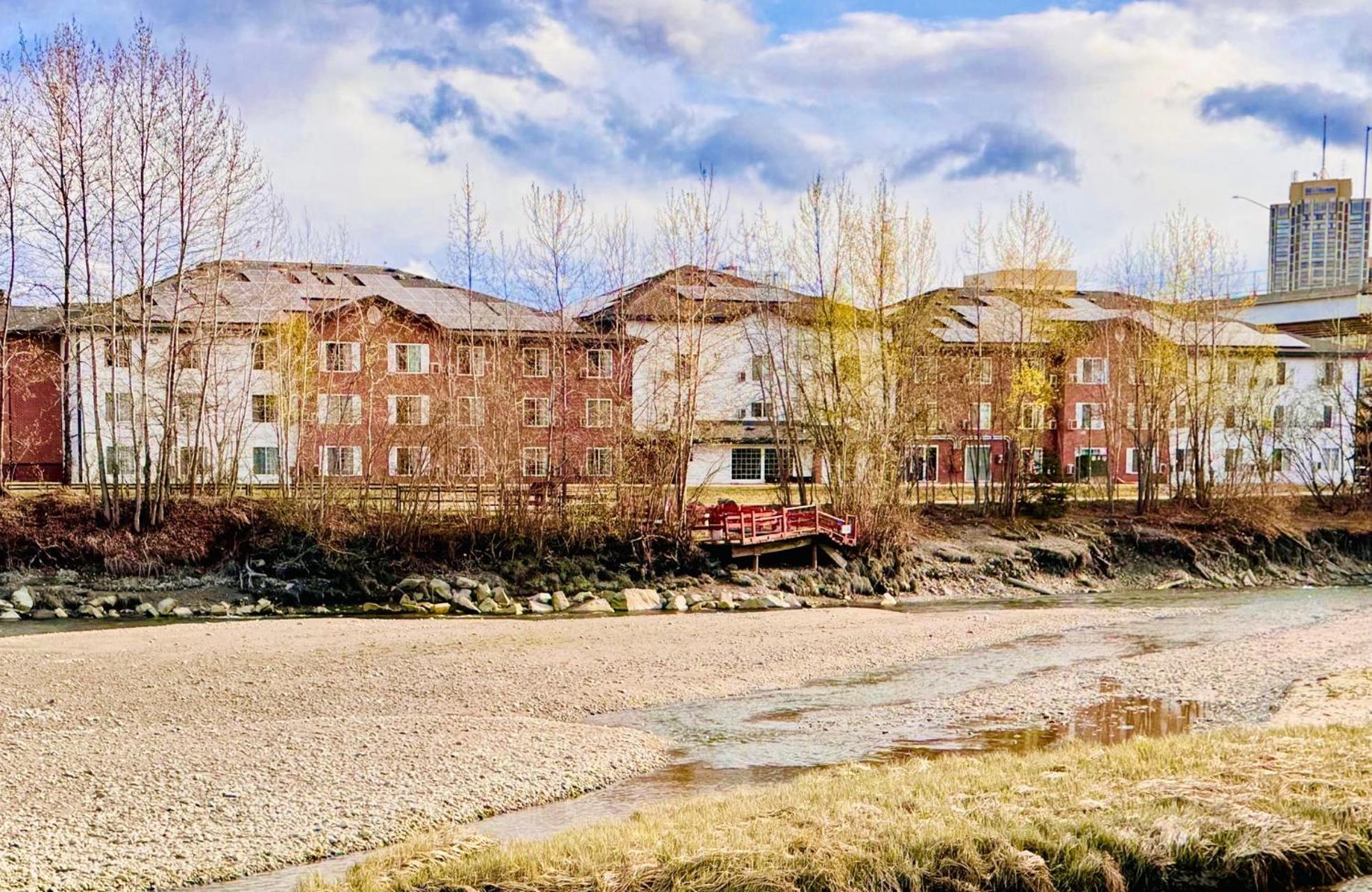 Отель Wingate By Wyndham Anchorage Downtown - Ship Creek Экстерьер фото