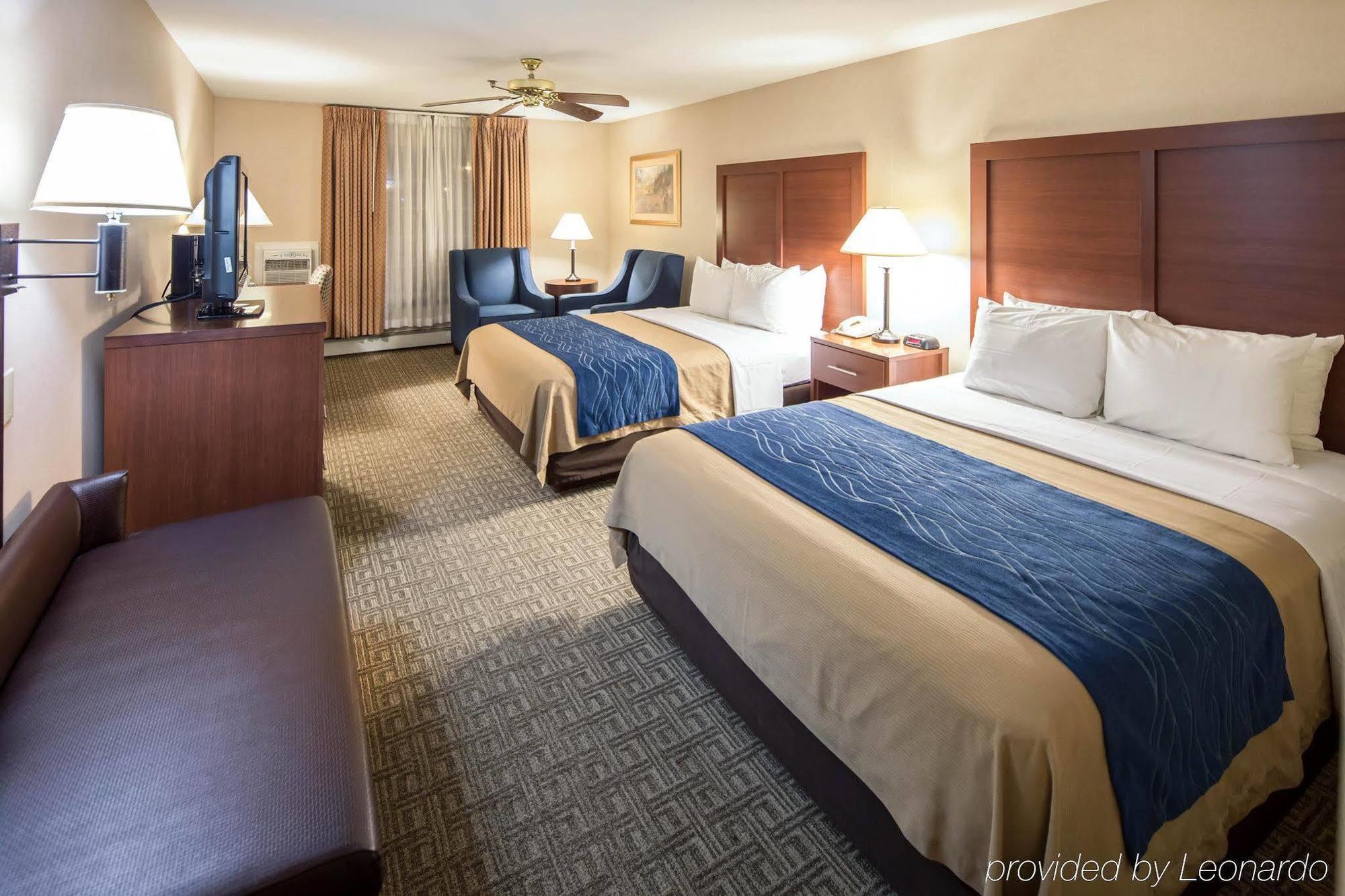 Отель Wingate By Wyndham Anchorage Downtown - Ship Creek Экстерьер фото